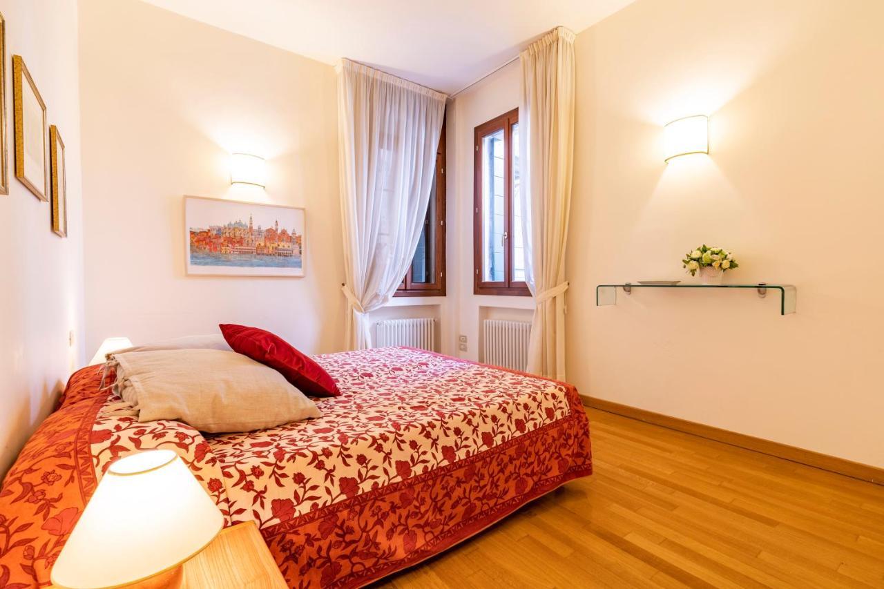 Ca Jole San Marco Apartment M02704210223 Venedig Exterior foto